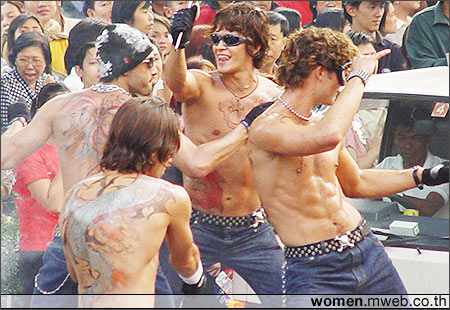 Bangkok Fashion City Extravaganza 2004