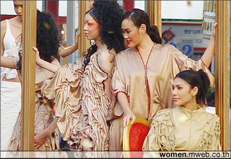 Bangkok Fashion City Extravaganza 2004
