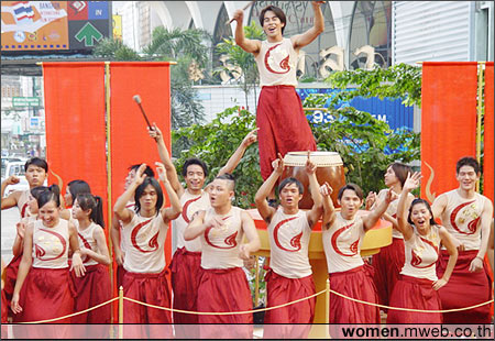 Bangkok Fashion City Extravaganza 2004