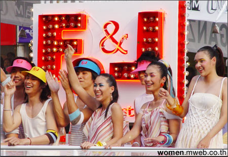 Bangkok Fashion City Extravaganza 2004