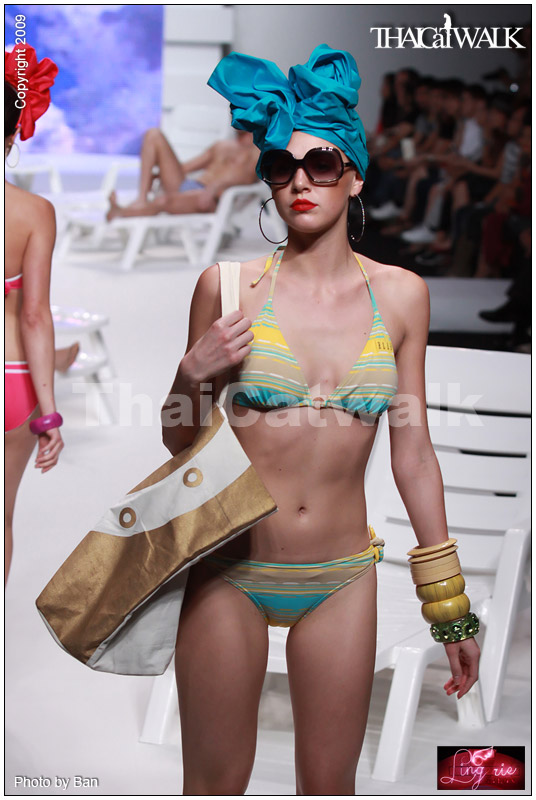 แฟชั่นโชว์ชุดว่ายน้ำสุดเซ็กซี่ จากเวที  BIFW2009