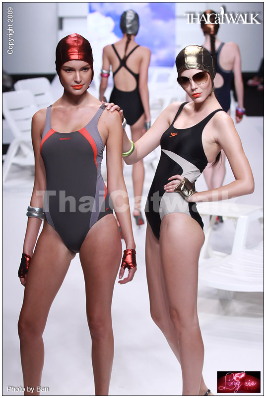 แฟชั่นโชว์ชุดว่ายน้ำสุดเซ็กซี่ จากเวที  BIFW2009