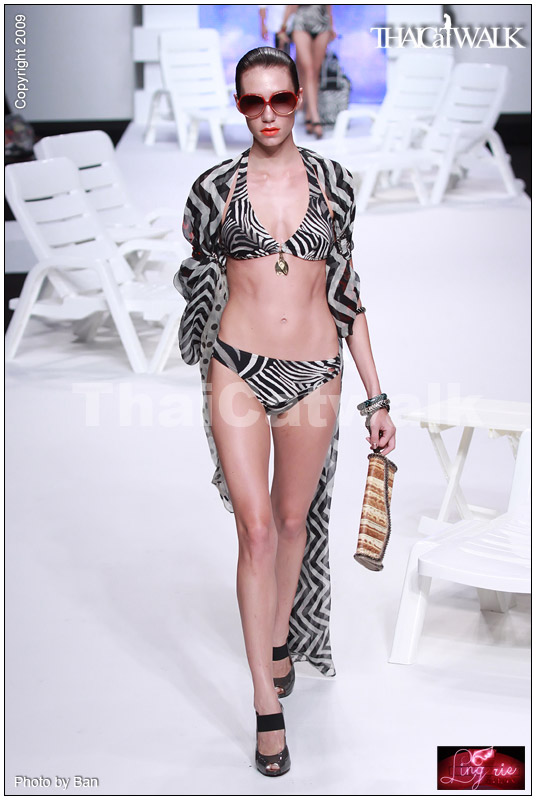 แฟชั่นโชว์ชุดว่ายน้ำสุดเซ็กซี่ จากเวที  BIFW2009