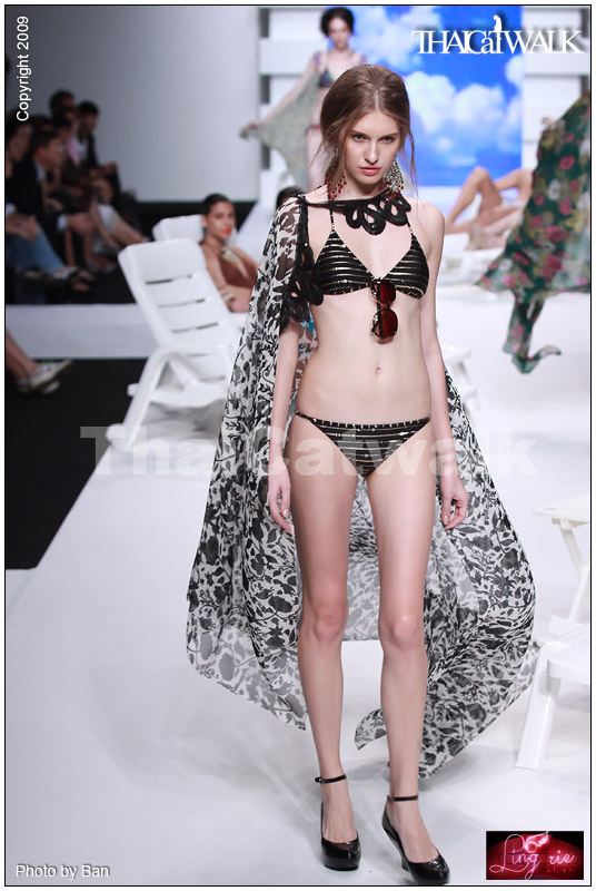 แฟชั่นโชว์ชุดว่ายน้ำสุดเซ็กซี่ จากเวที  BIFW2009