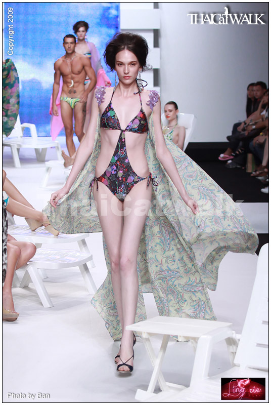 แฟชั่นโชว์ชุดว่ายน้ำสุดเซ็กซี่ จากเวที  BIFW2009