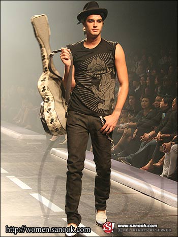 แฟชั่นโชว์สยามพารากอน บางกอก อินเตอร์เนชั่นแนล แฟชั่น วีค 2008