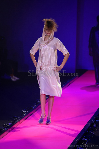 แฟชั่นโชว์ : ELLE Fashion Week 2008 (4) /19 Oct 2008