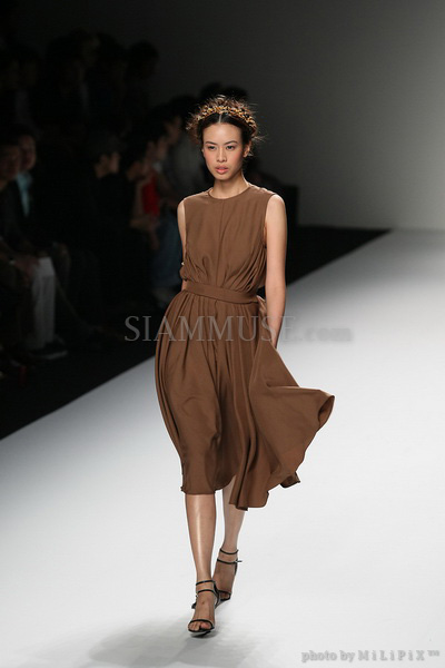 แฟชั่นโชว์ : ELLE Fashion Week 2008 (4) /19 Oct 2008