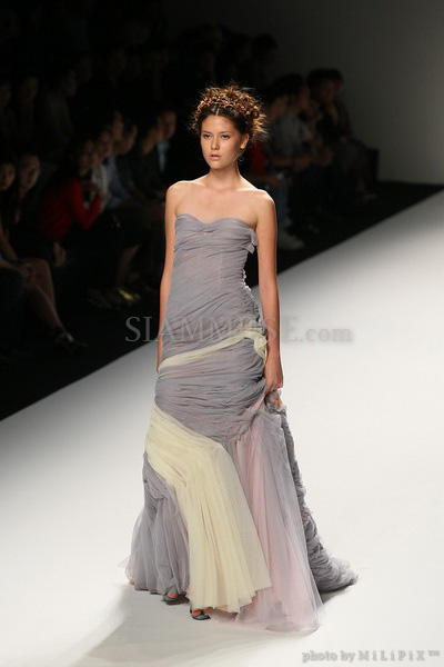 แฟชั่นโชว์ : ELLE Fashion Week 2008 (4) /19 Oct 2008