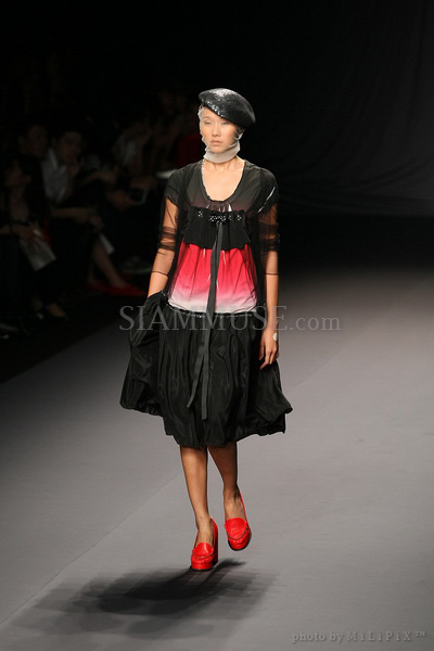 แฟชั่นโชว์ : ELLE Fashion Week 2008 (4) /19 Oct 2008