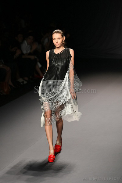 แฟชั่นโชว์ : ELLE Fashion Week 2008 (4) /19 Oct 2008