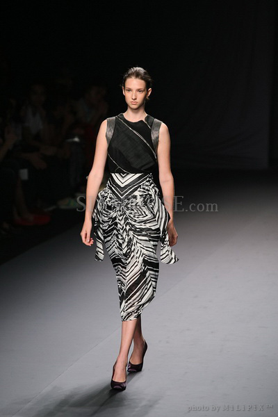 แฟชั่นโชว์ : ELLE Fashion Week 2008 (4) /19 Oct 2008