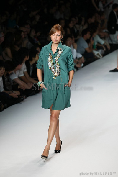 แฟชั่นโชว์ : ELLE Fashion Week 2008 (4) /19 Oct 2008