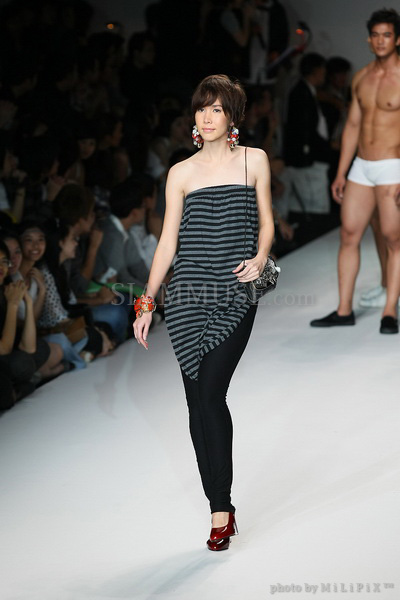 แฟชั่นโชว์ : ELLE Fashion Week 2008 (4) /19 Oct 2008