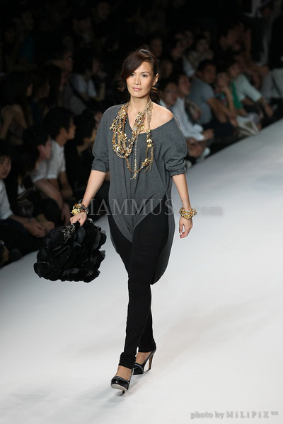 แฟชั่นโชว์ : ELLE Fashion Week 2008 (4) /19 Oct 2008