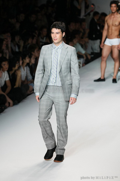 แฟชั่นโชว์ : ELLE Fashion Week 2008 (4) /19 Oct 2008