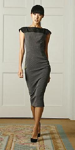 แฟชั่นคอลเล็กชั่นแรกสุด  วิคตอเรีย เบคแฮม