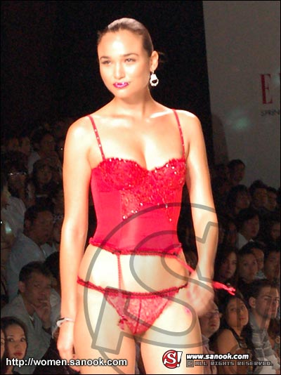 Metinee by Jintana Spring/Summer 2007