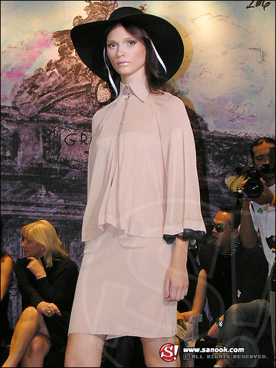 CHANEL Cruise 2006-2007 RTW Collection Show