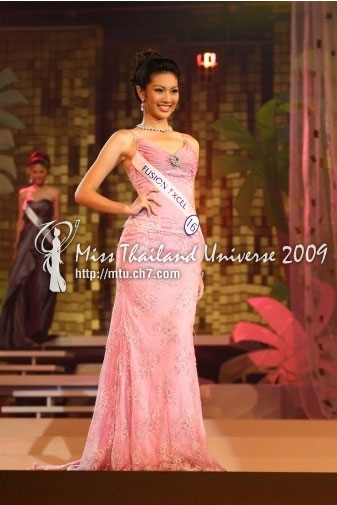 น้องไข่มุก ดีกรี ป.โท อังกฤษ คว้ามิสไทยแลนด์ยูนิเวิร์สปี 2009