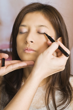 Pure Pink เมคอัพสีชมพู แต่งยังไงก็ไม่มีวันเอาต์