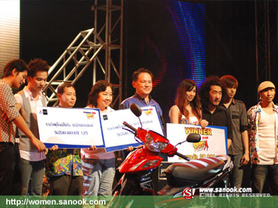 น้องหมี่เกี๊ยว เซ็กซี่โดนใจกรรมการ ซิว Suzuki-FHM Power Freak Girls