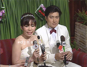 ดีเจอ้อย นภาพร & ไนซ์ นวพล รักคือคำตอบ