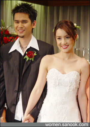 ย้อนอดีตภาพหวาน งานแต่งแมว นิโคล