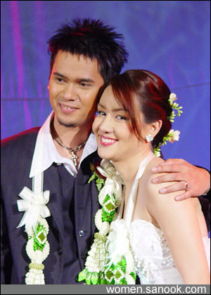 ย้อนอดีตภาพหวาน งานแต่งแมว นิโคล