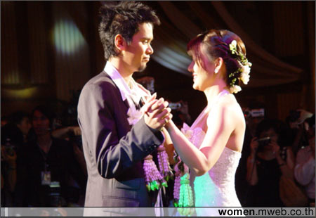 ย้อนอดีตภาพหวาน งานแต่งแมว นิโคล