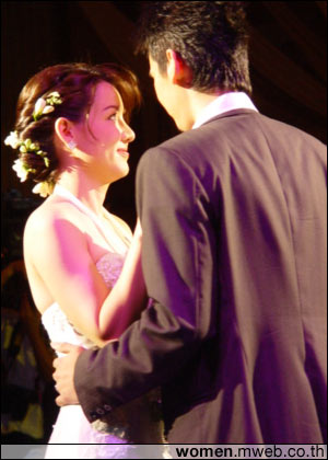 ย้อนอดีตภาพหวาน งานแต่งแมว นิโคล