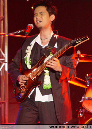 ย้อนอดีตภาพหวาน งานแต่งแมว นิโคล