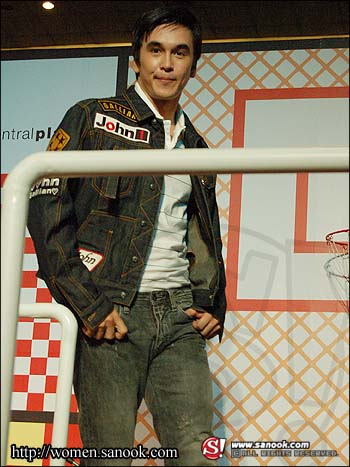 เปิดตัวหนุ่มคลีโอ 2008