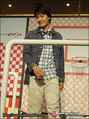 เปิดตัวหนุ่มคลีโอ 2008