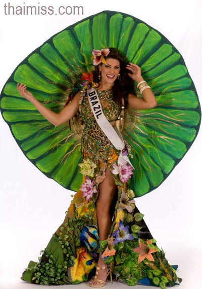 ผู้เข้าประกวดมิสยูนิเวิร์ส 2008 ในชุดประจำชาติ