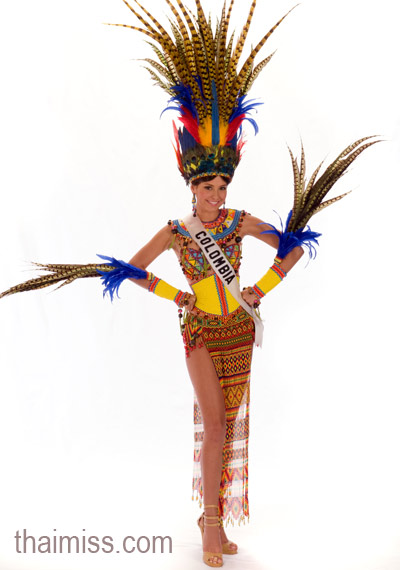 ผู้เข้าประกวดมิสยูนิเวิร์ส 2008 ในชุดประจำชาติ