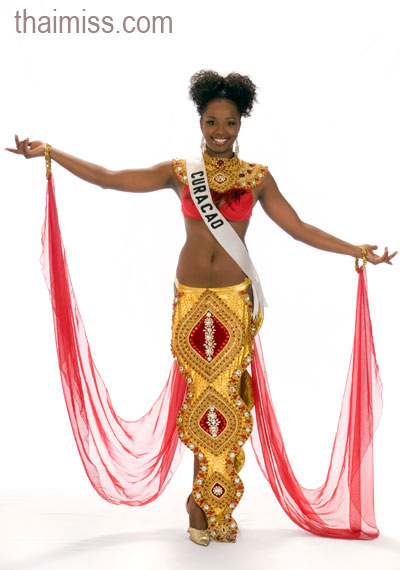 ผู้เข้าประกวดมิสยูนิเวิร์ส 2008 ในชุดประจำชาติ