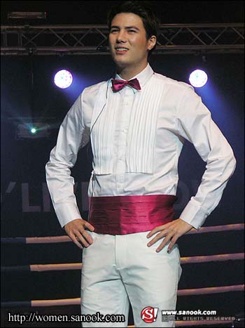 งานเปิดตัวเพชรสุดอลังการ