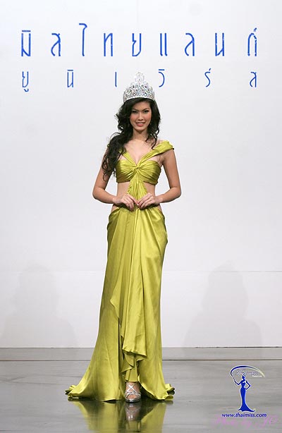 ชุดประจำชาติ และชุดราตรีของ แก้ม กวินตรา โพธิจักร ในการประกวด Miss Universe 2008