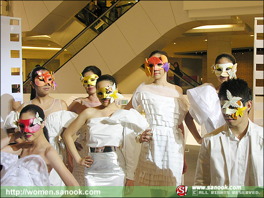 ครึ่งศตวรรษ กับ เคล็นซิ่งออยล์ ชู อูเอมูระ