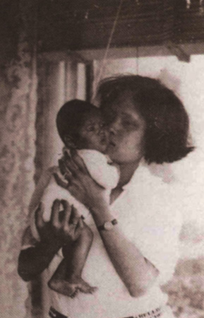 รวมพระฉายาลักษณ์ : สมเด็จพระเจ้าพี่นางเธอฯ / ห้องภาพที่ 1 : ครั้งทรงพระเยาว์