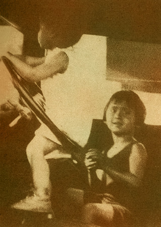 รวมพระฉายาลักษณ์ : สมเด็จพระเจ้าพี่นางเธอฯ / ห้องภาพที่ 1 : ครั้งทรงพระเยาว์