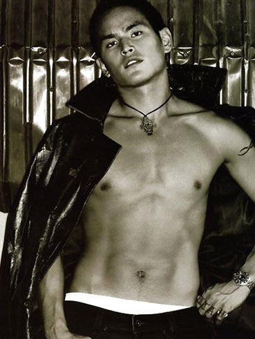 สงกรานต์ เตชะณรงค์ ..อดีตแบดบอย สู่ผู้บริหารในวันนี้