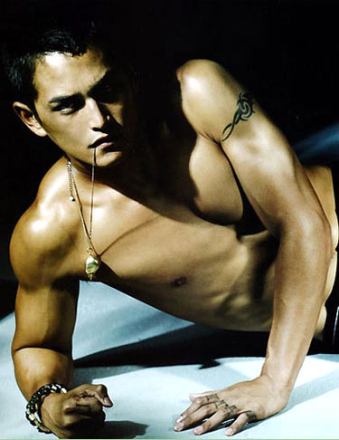 สงกรานต์ เตชะณรงค์ ..อดีตแบดบอย สู่ผู้บริหารในวันนี้