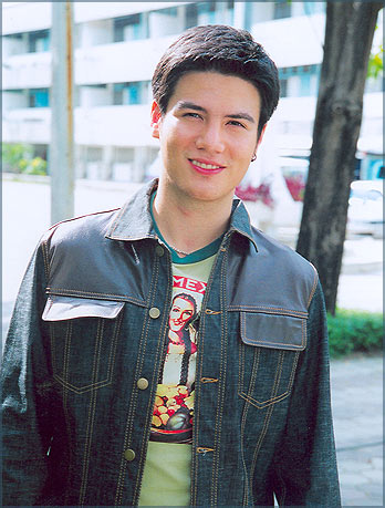 สเตฟาน สันติ : ดังแล้วผมจะไม่เปลี่ยนไป