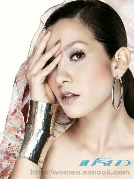 แฟชั่นปก : นุสบา Women We Love