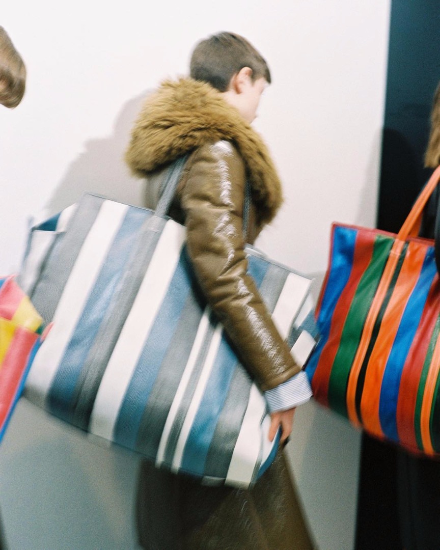 กระเป๋า Balenciaga