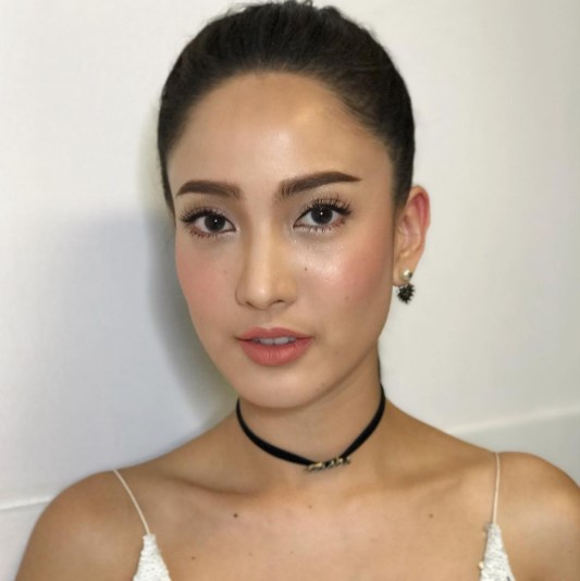 ดาราหน้าผากกว้าง