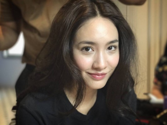 ดาราหน้าผากกว้าง