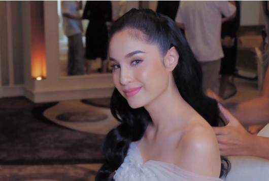 ดาราหน้าผากกว้าง